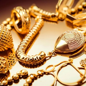Gleaming Slumber: Unveiling the Mysteries of Seeing Gold Jewellery in Dream